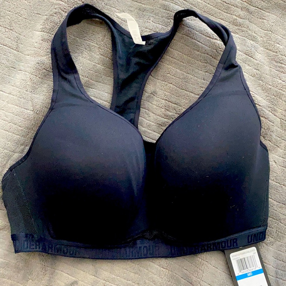 UnderArmor Bra size 38D racer back in black